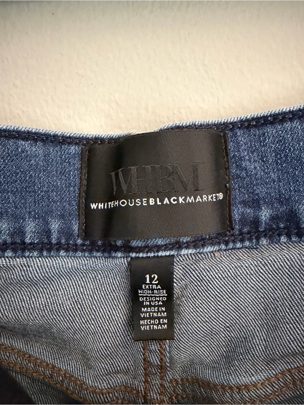White House Black Market Extra High Rise Barrel Jeans Size 12 - Picture 4 of 10